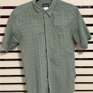 Patagonia Short Sleeve Drift Button Up Shirt.